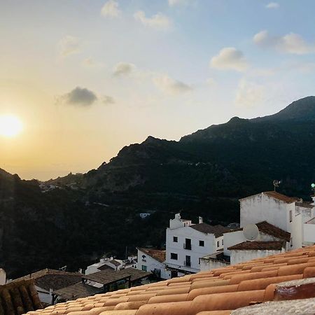 Appartamento La Casita De Lu Casares Esterno foto