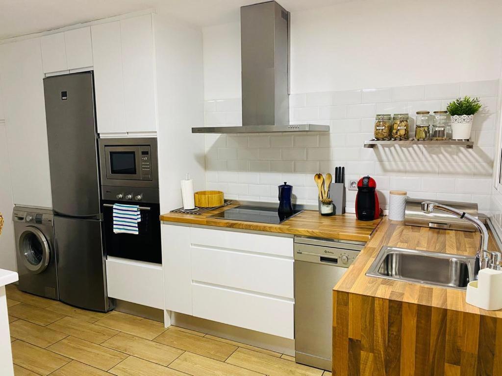 Appartamento La Casita De Lu Casares Esterno foto