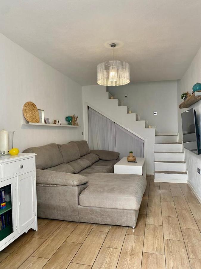 Appartamento La Casita De Lu Casares Esterno foto